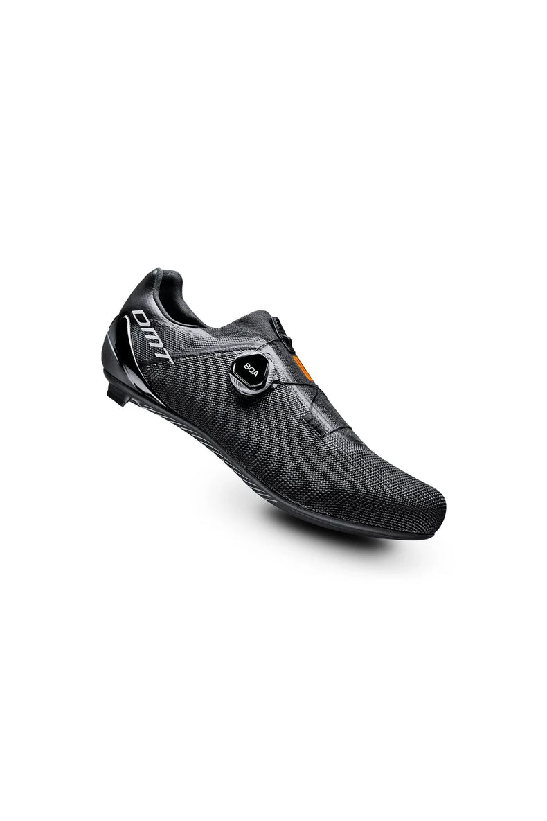 ZAPATILLA RUTA KR4 BLACK/BLACK UNISEX MARCA DMT